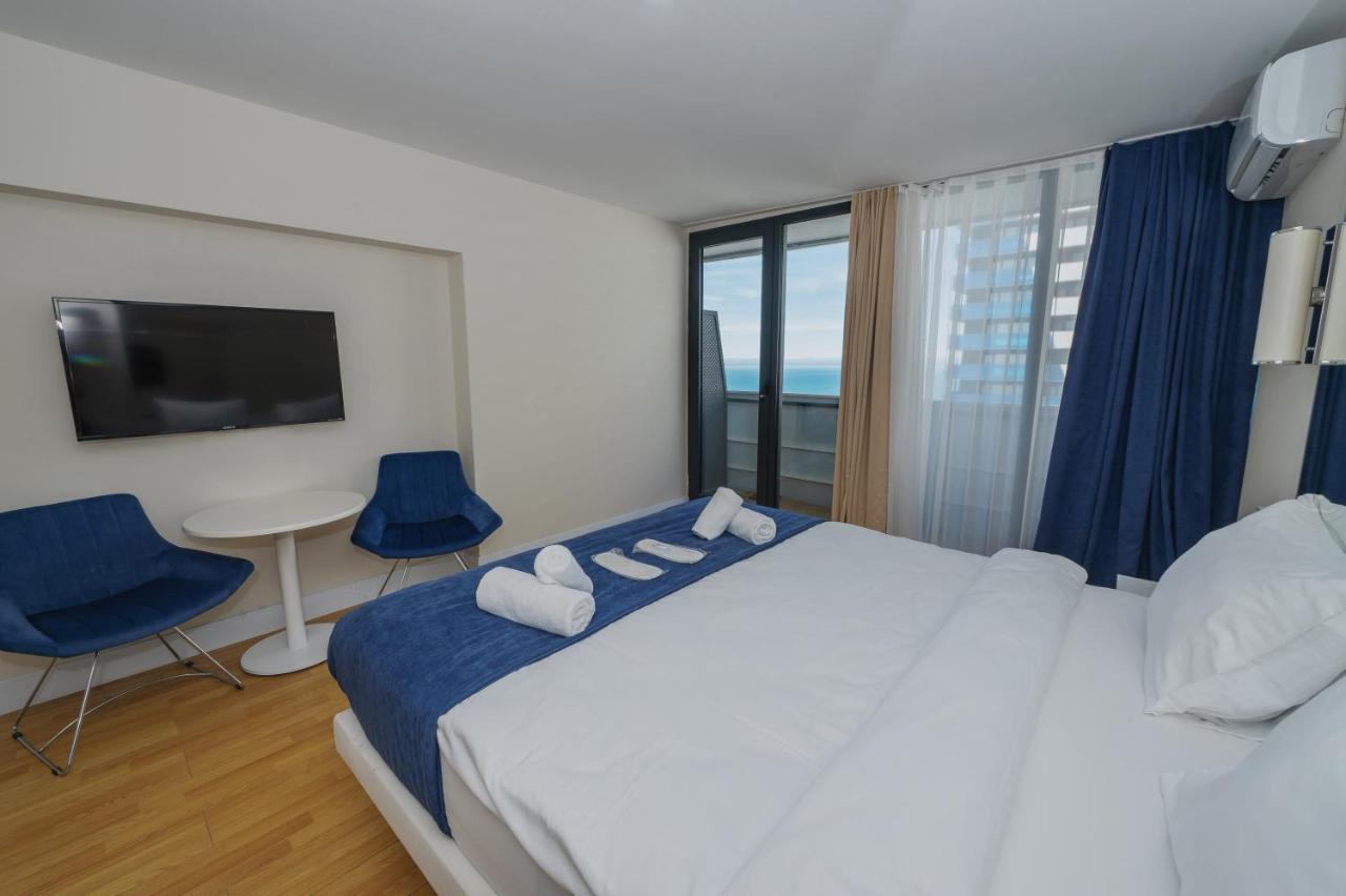 Orbi Sea Breeze Apartments Батуми Екстериор снимка